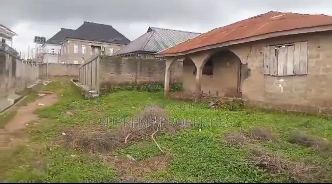 A Standard Plot of Land With a Demolishable Structure on It