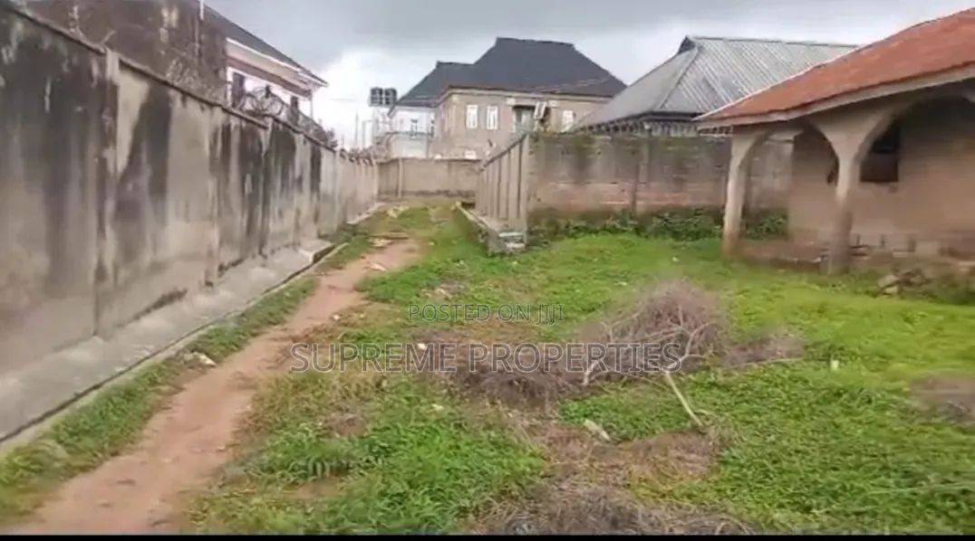A Standard Plot of Land With a Demolishable Structure on It
