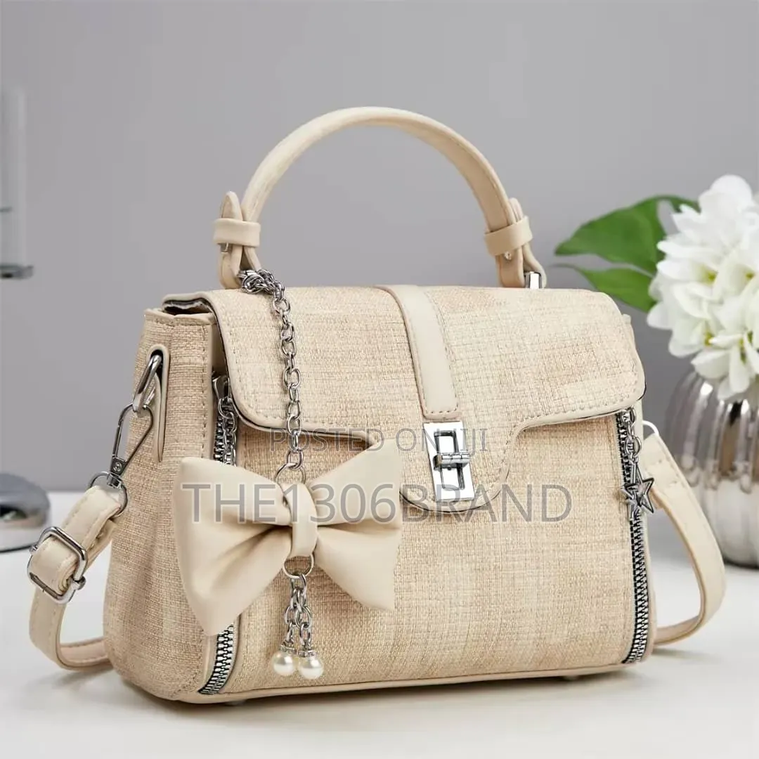 Luxury Top Handle Crossbody Handbag–Elegant Textured Shoulder Bag