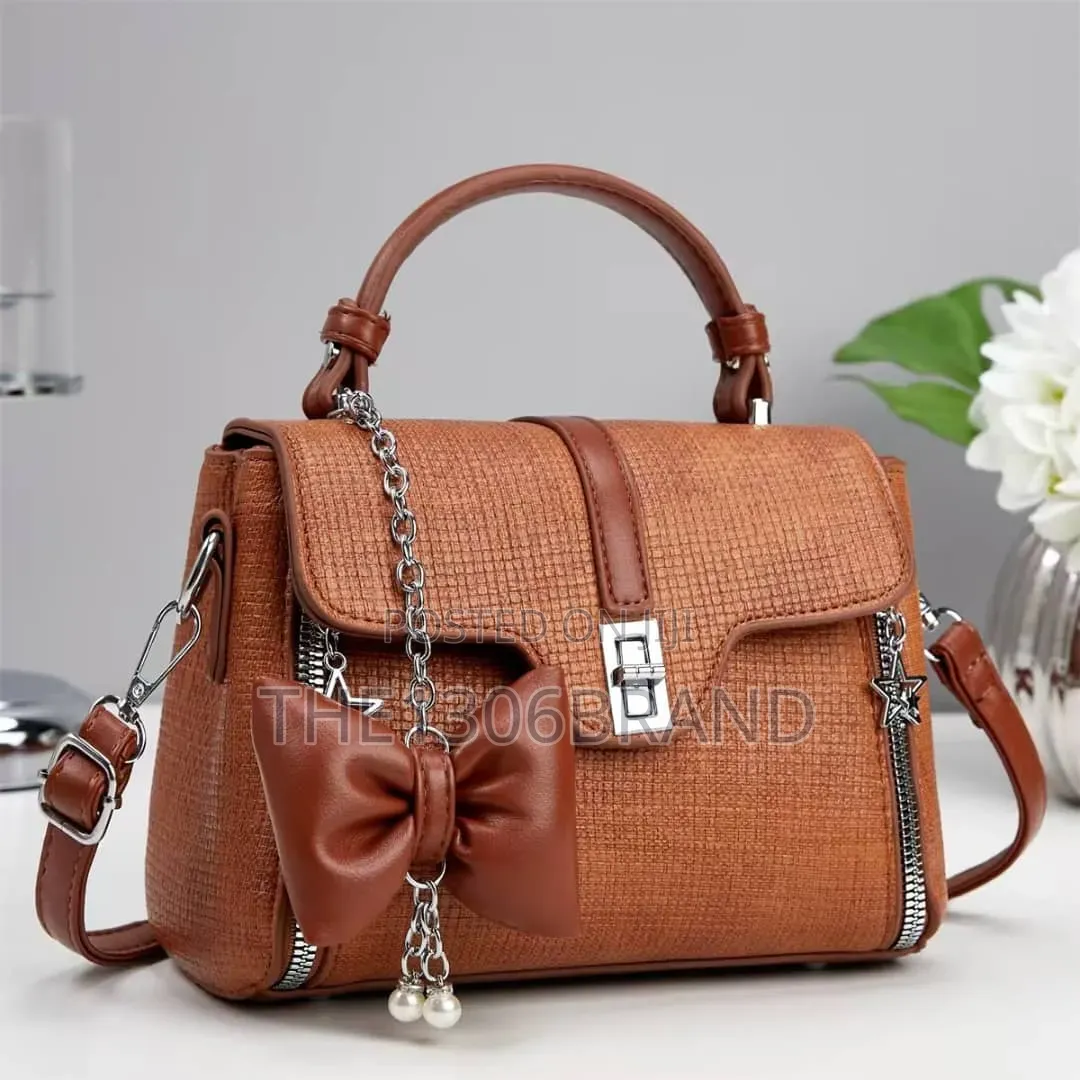 Luxury Top Handle Crossbody Handbag–Elegant Textured Shoulder Bag
