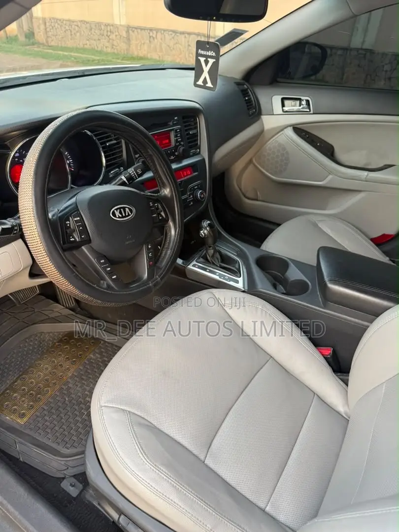 Kia Optima 2012 White