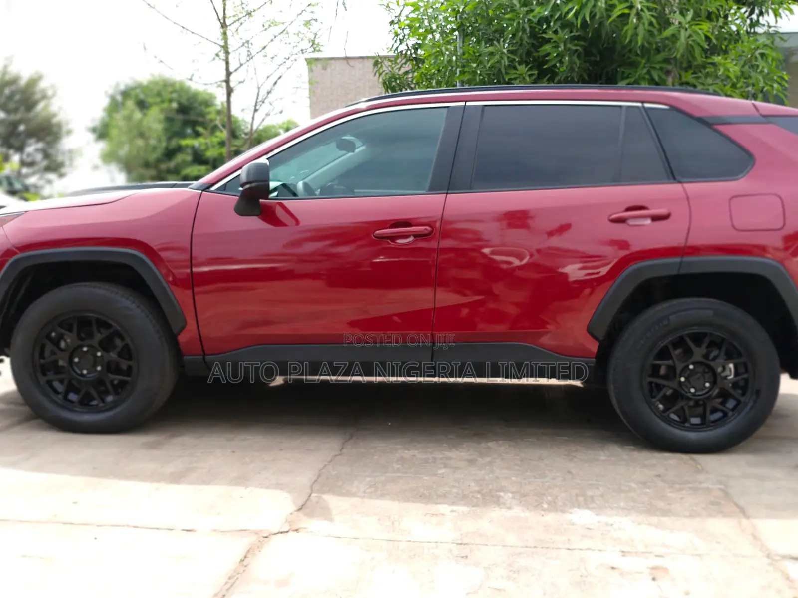 Toyota RAV4 LE FWD 2019 Red