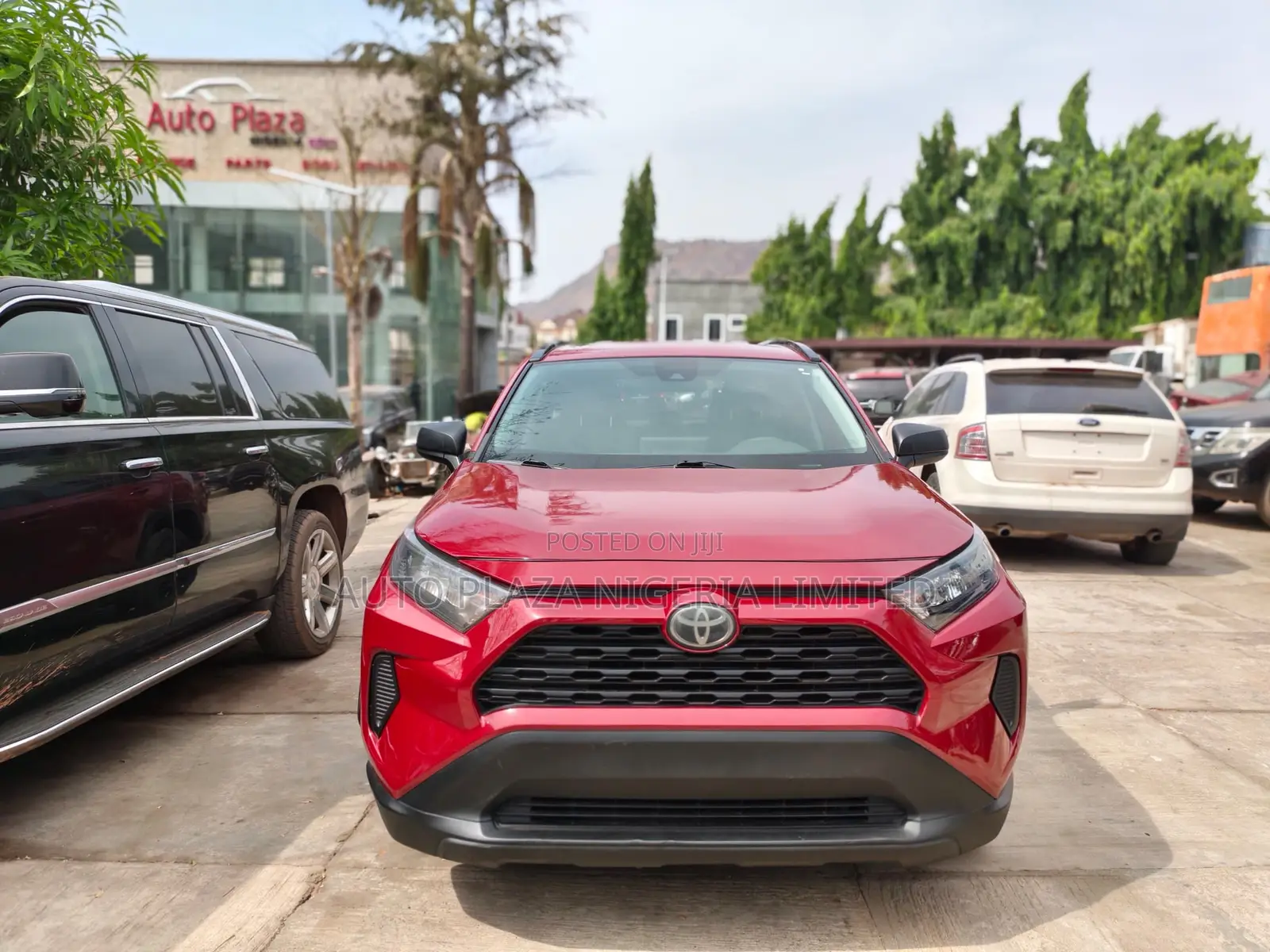Toyota RAV4 LE FWD 2019 Red