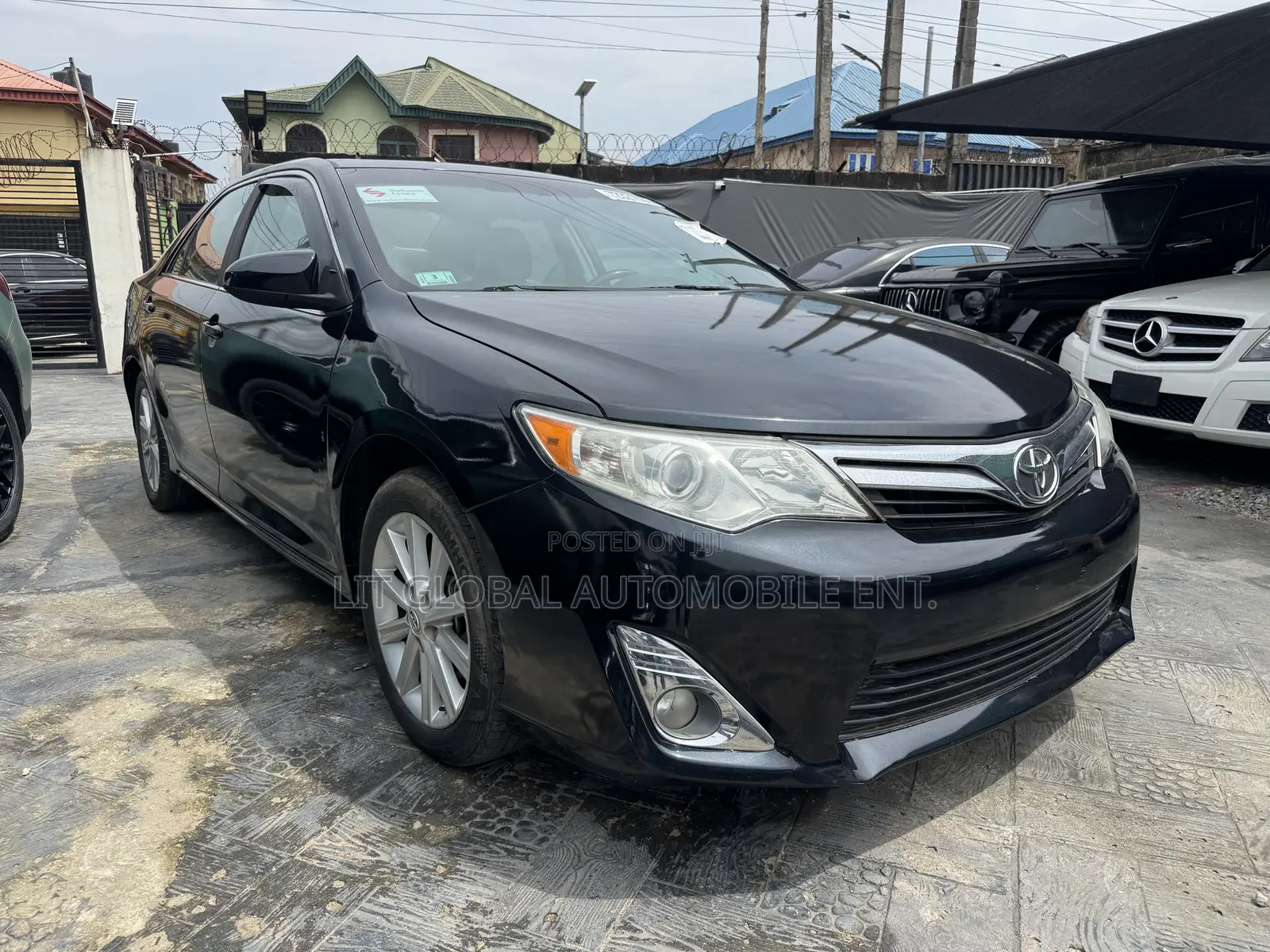 Toyota Camry XLE V6 4dr Sedan (3.5L 6cyl 6A) 2012 Black