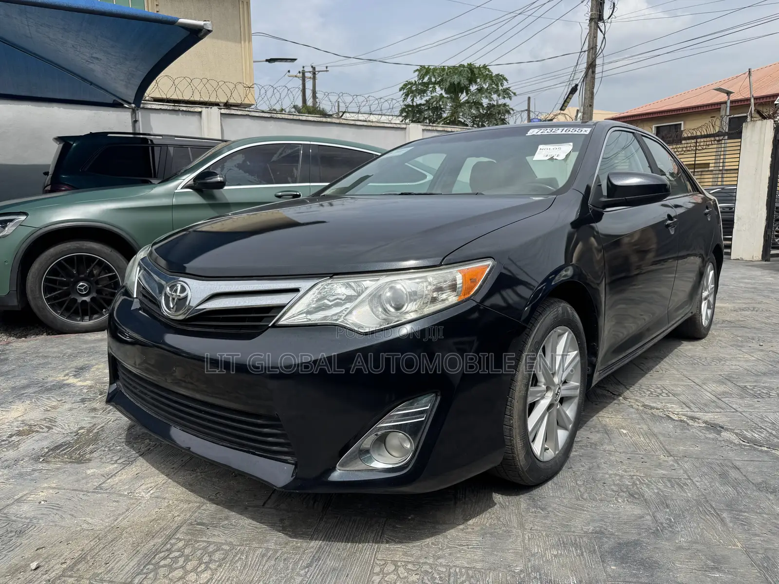 Toyota Camry XLE V6 4dr Sedan (3.5L 6cyl 6A) 2012 Black