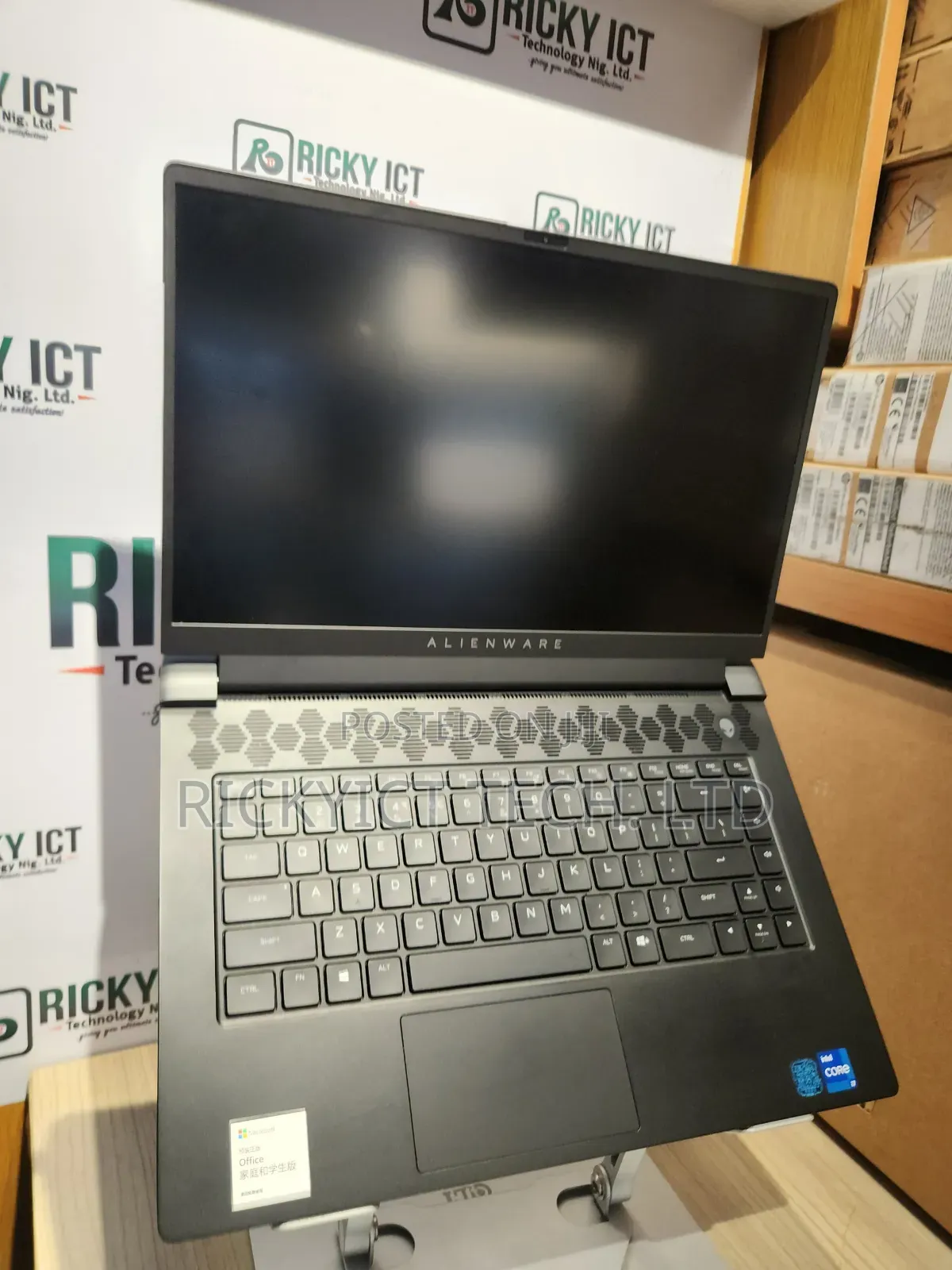 Laptop Dell Allenware M15 R5 16GB Intel Core i7 SSD 1T