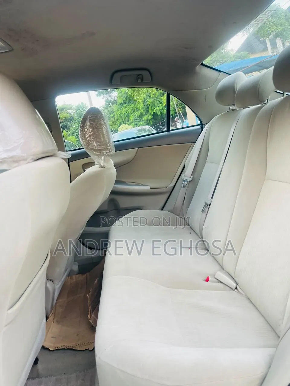 Toyota Corolla 2010 Gold
