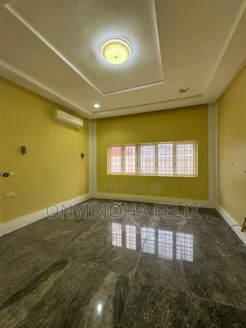 5bdrm Duplex in Kado for rent