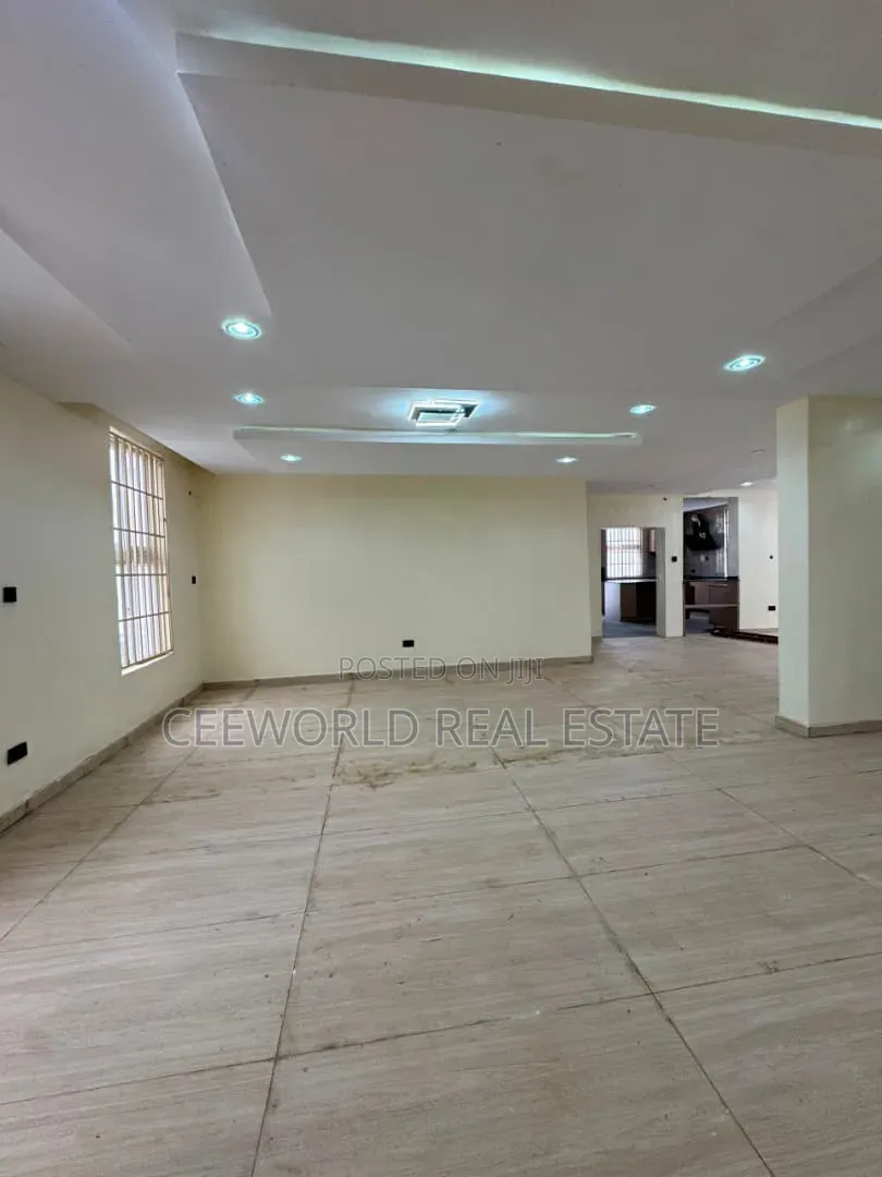 4bdrm Duplex in Ikolaba Gra, Agodi for rent