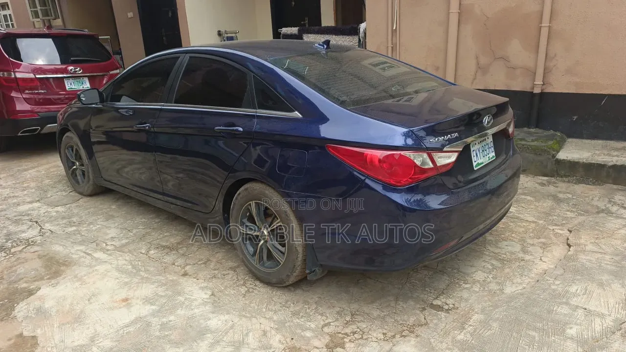 Hyundai Sonata 2012 Blue