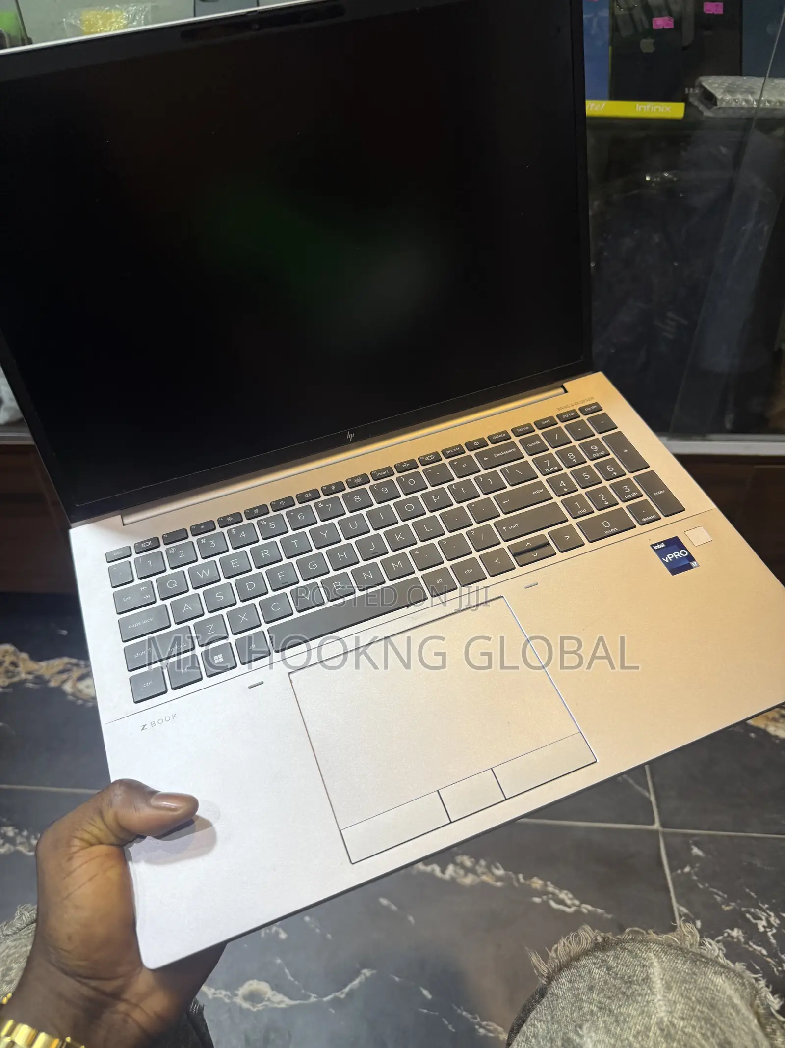 Laptop HP Zbook Studio G7 32GB Intel Core i9 SSD 1T