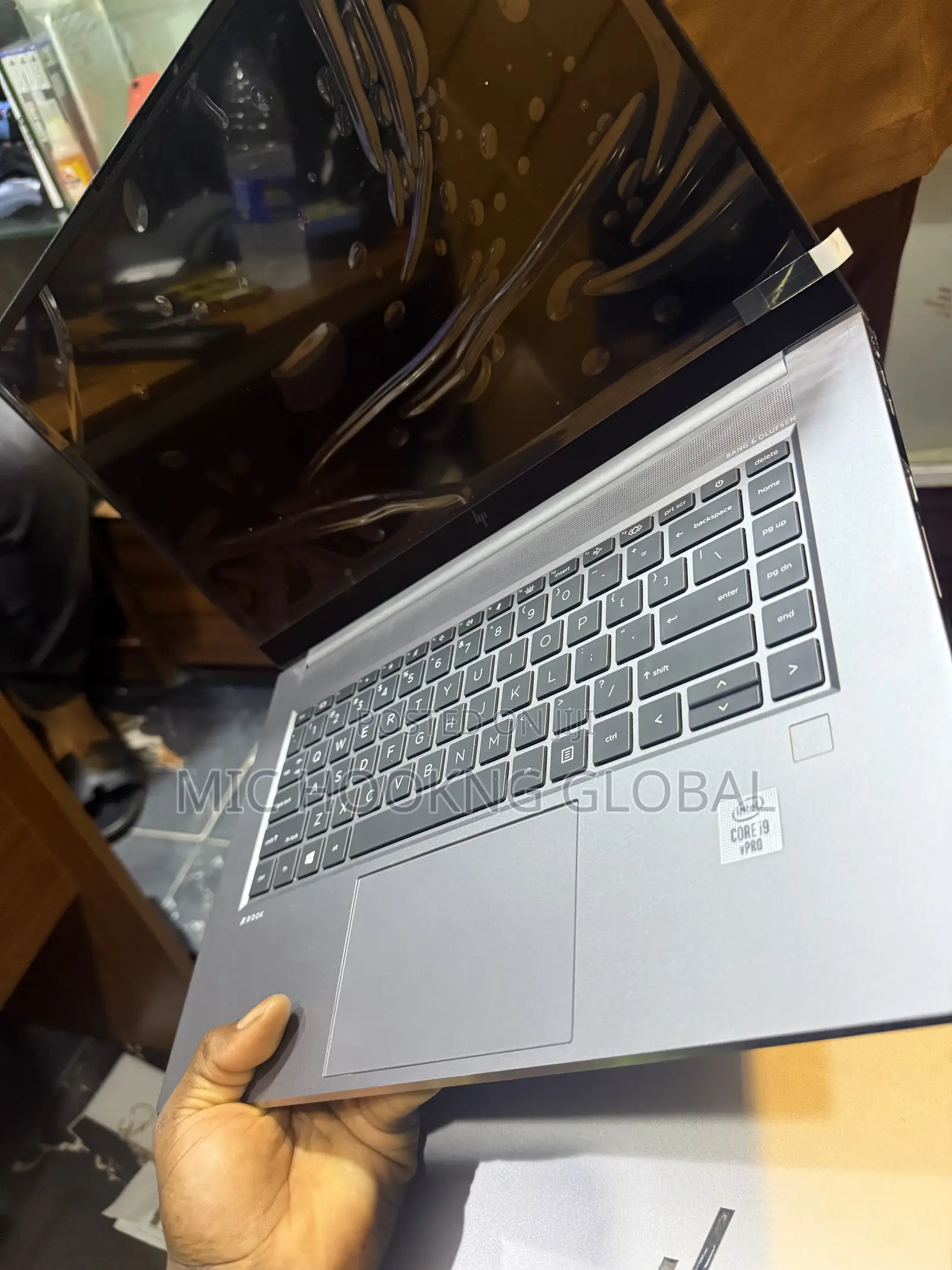 Laptop HP Zbook Studio G7 32GB Intel Core i9 SSD 1T
