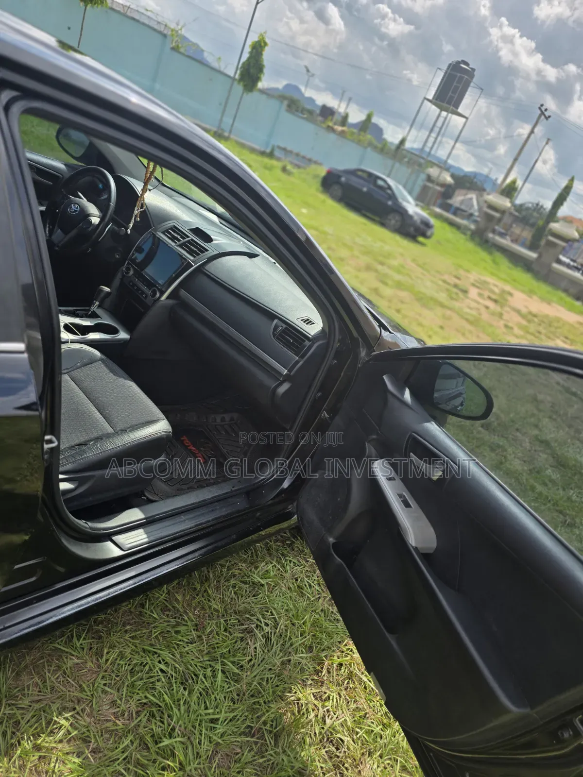 Toyota Camry SE 4dr Sedan (2.5L 4cyl 6A) 2012 Black