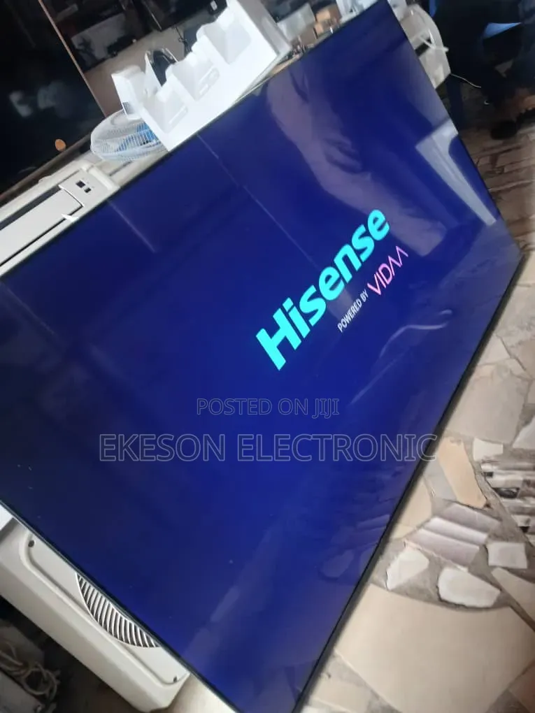 Hisense TV 55inches Smart