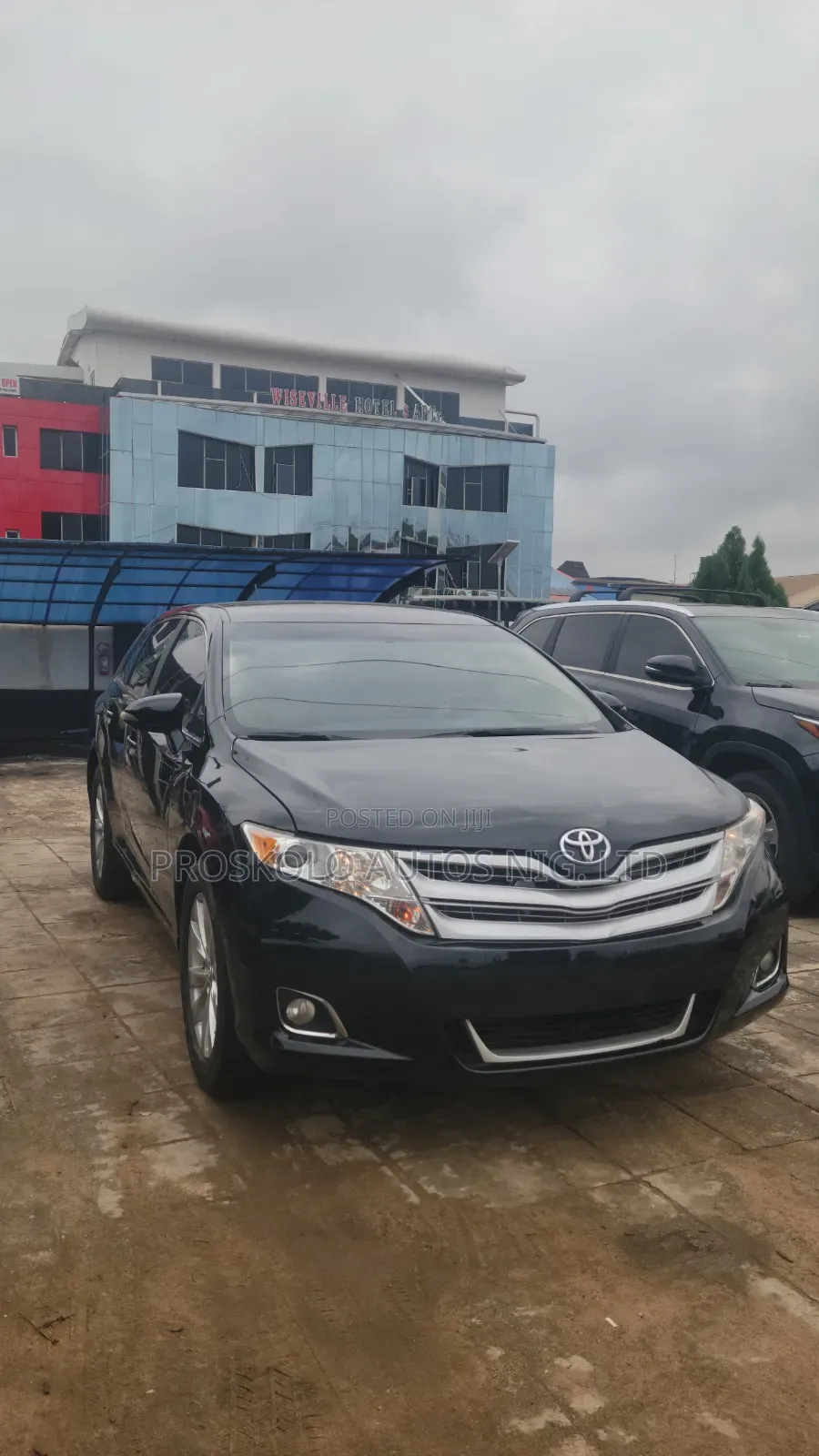 Toyota Venza LE FWD 2013 Black