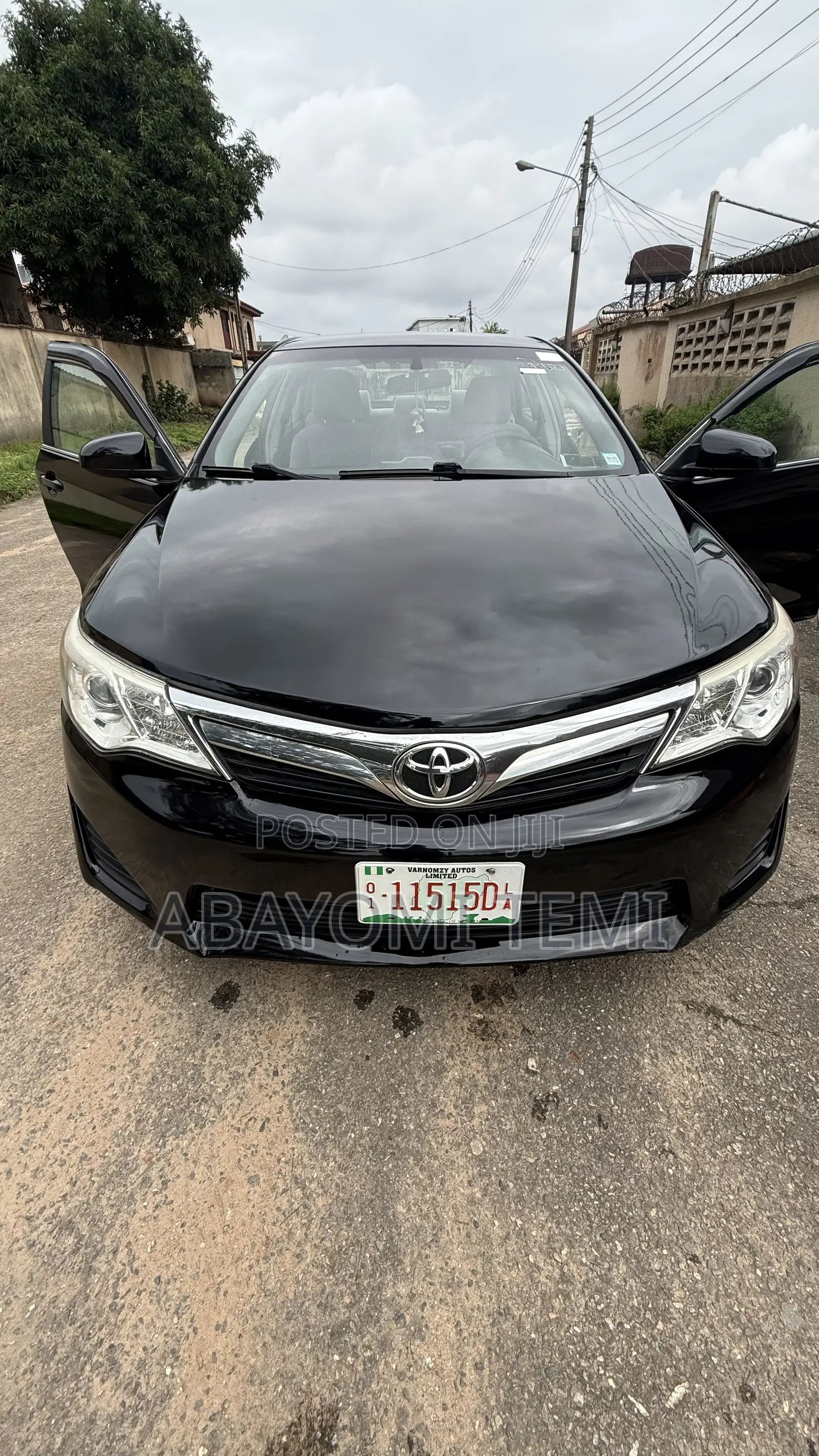 Toyota Camry LE 4dr Sedan (2.5L 4cyl 6A) 2013 Black
