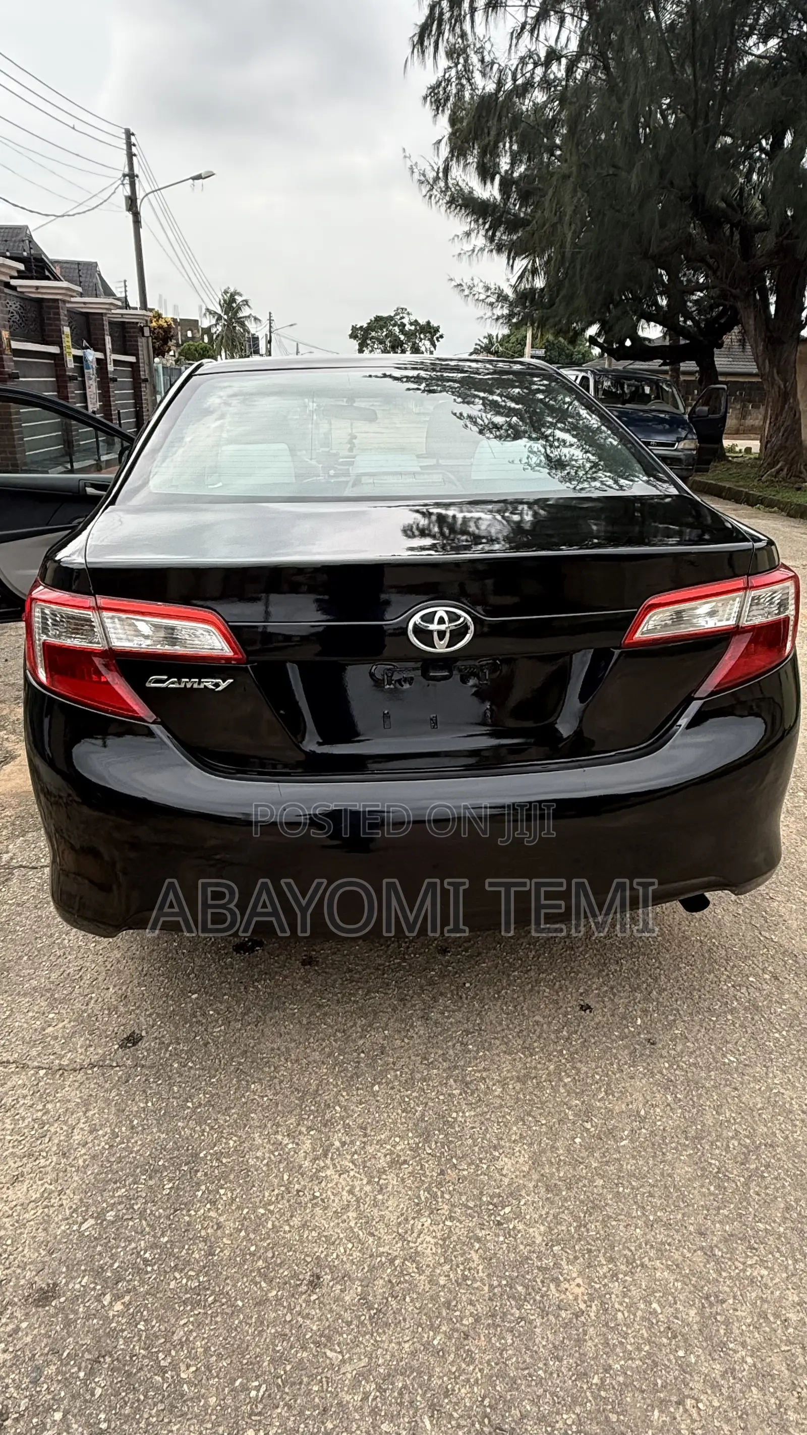 Toyota Camry LE 4dr Sedan (2.5L 4cyl 6A) 2013 Black