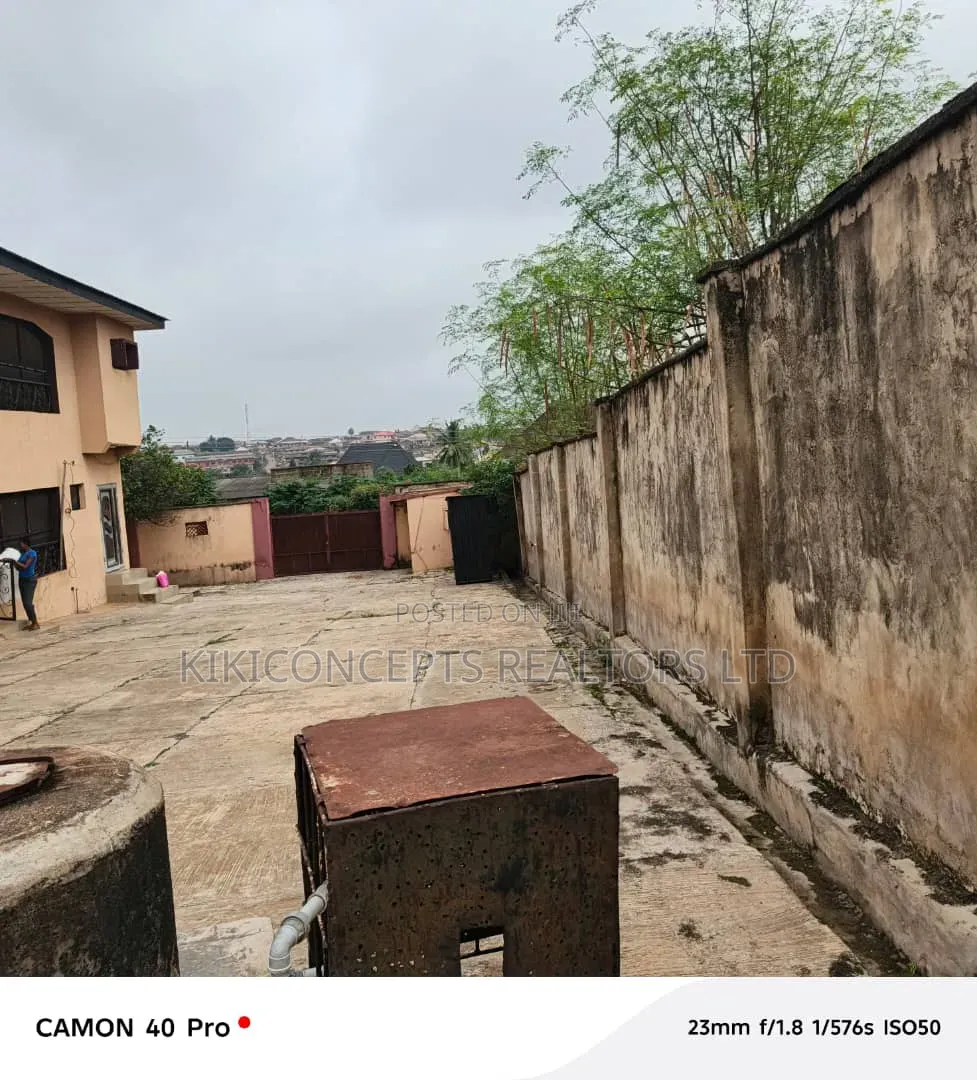 4bdrm Block of Flats in Olubadan Estate, Ibadan for sale