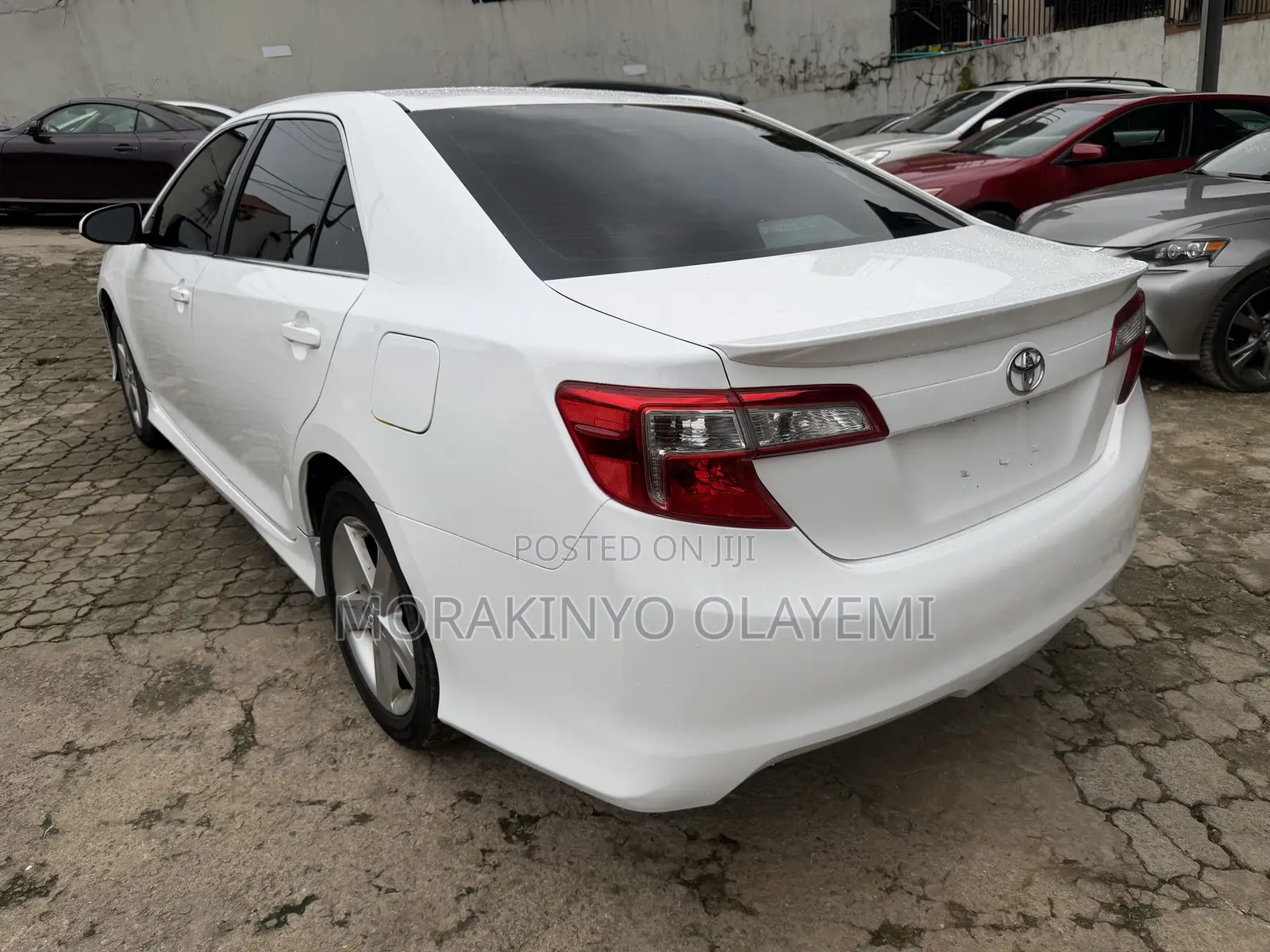 Toyota Camry SE Sport 4dr Sedan w/Prod. End 11/13 (2.5L 4cyl 6A) 2014 White