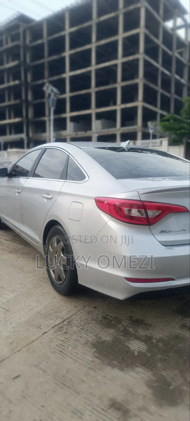 Hyundai Sonata Limited Sedan FWD (2.4L 4cyl 6A) 2017 Silver