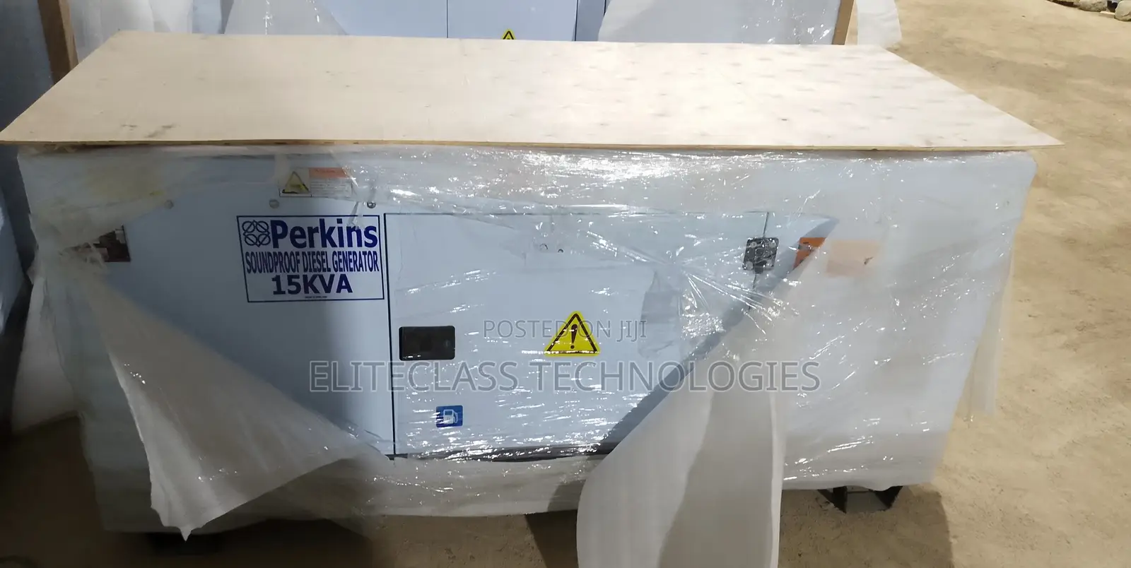 Soundproof 15kVA Silent Perkins Engine Generator Unit