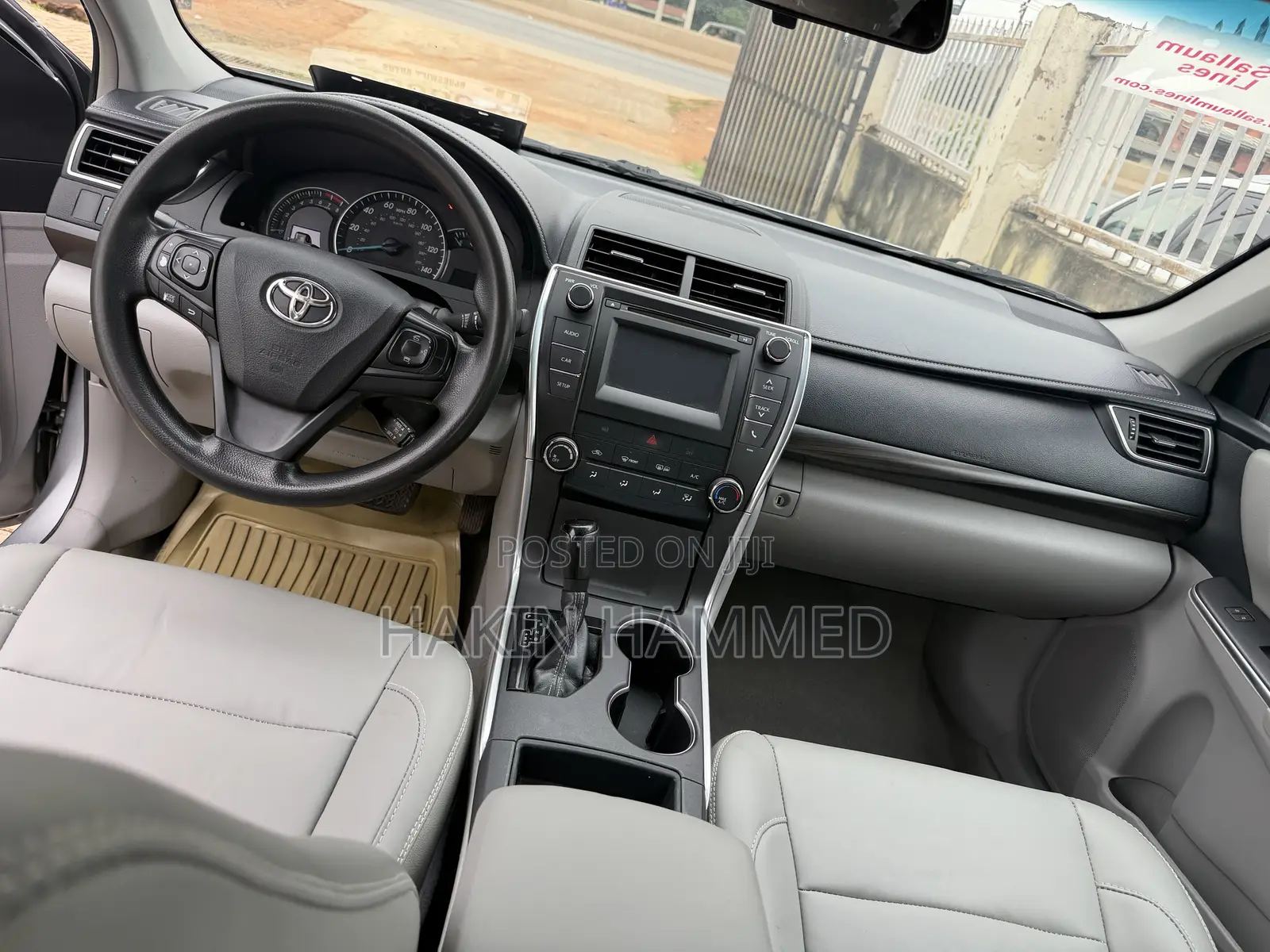 Toyota Camry LE 4dr Sedan (2.5L 4cyl 6A) 2016 Silver