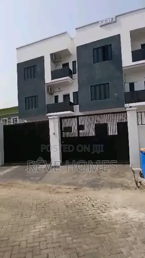5bdrm Duplex in Ogudu GRA for rent