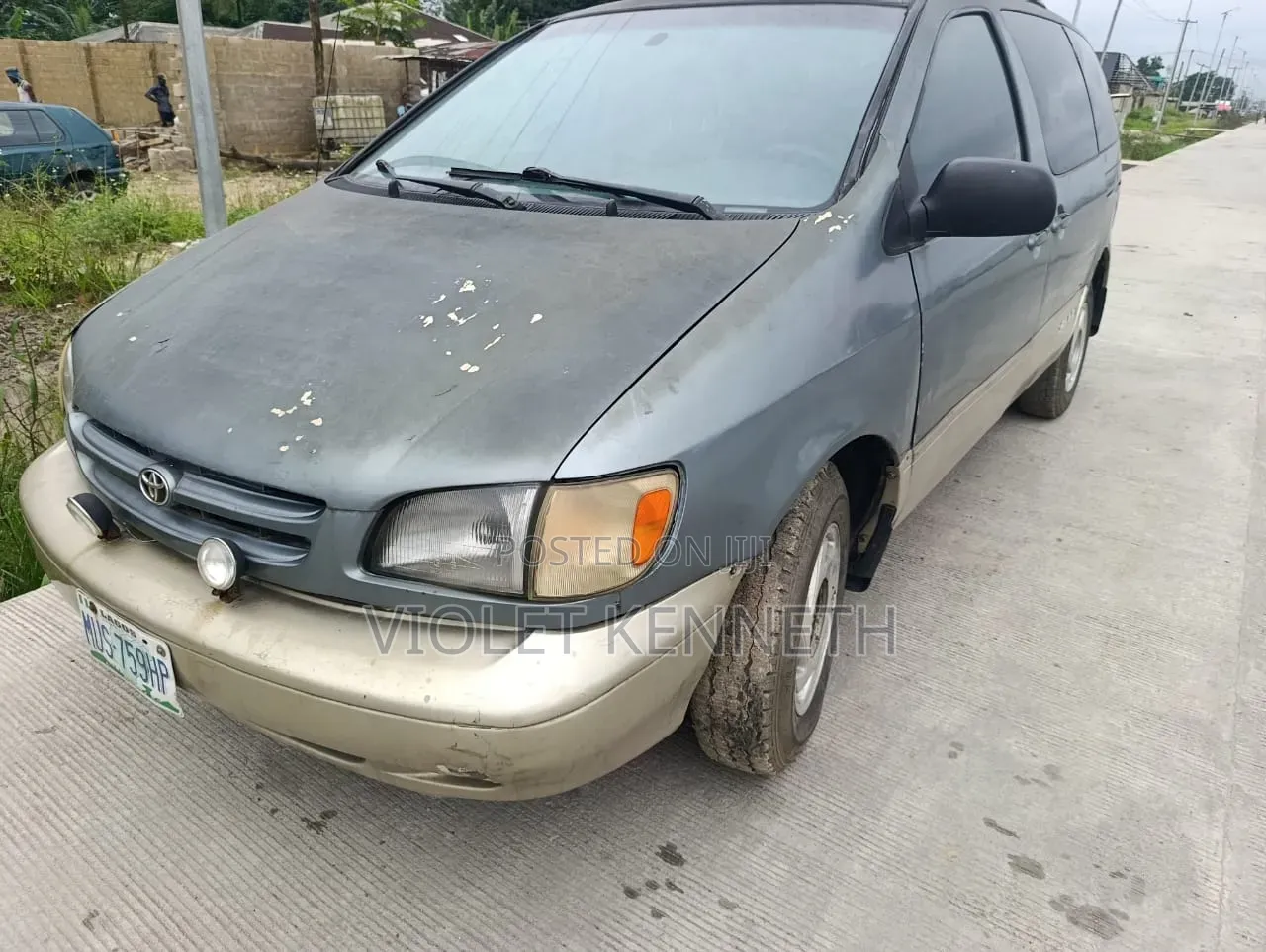 Toyota Sienna 1999 Green