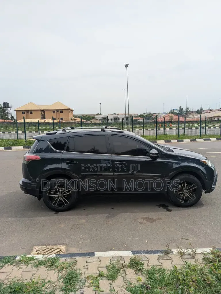 Toyota RAV4 2015 Black