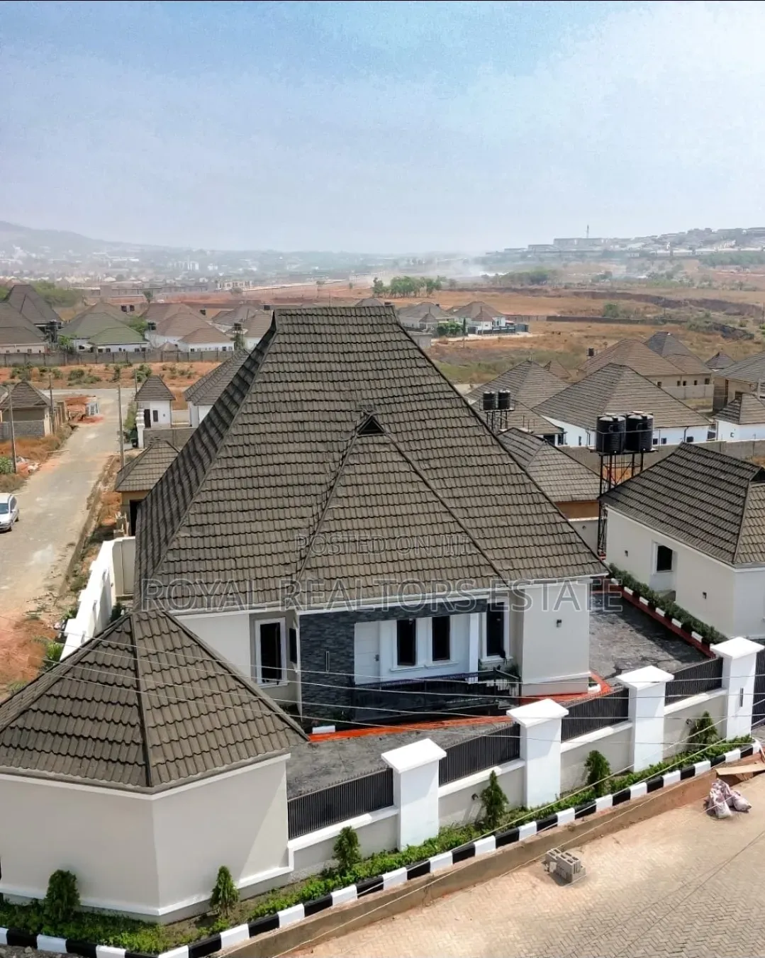 3bdrm Bungalow in Bunkoro for sale
