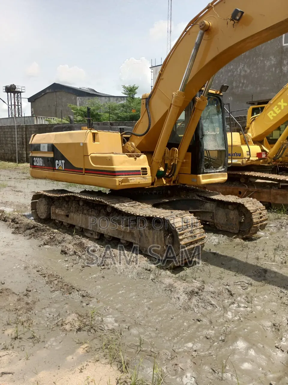 320bl Excavator