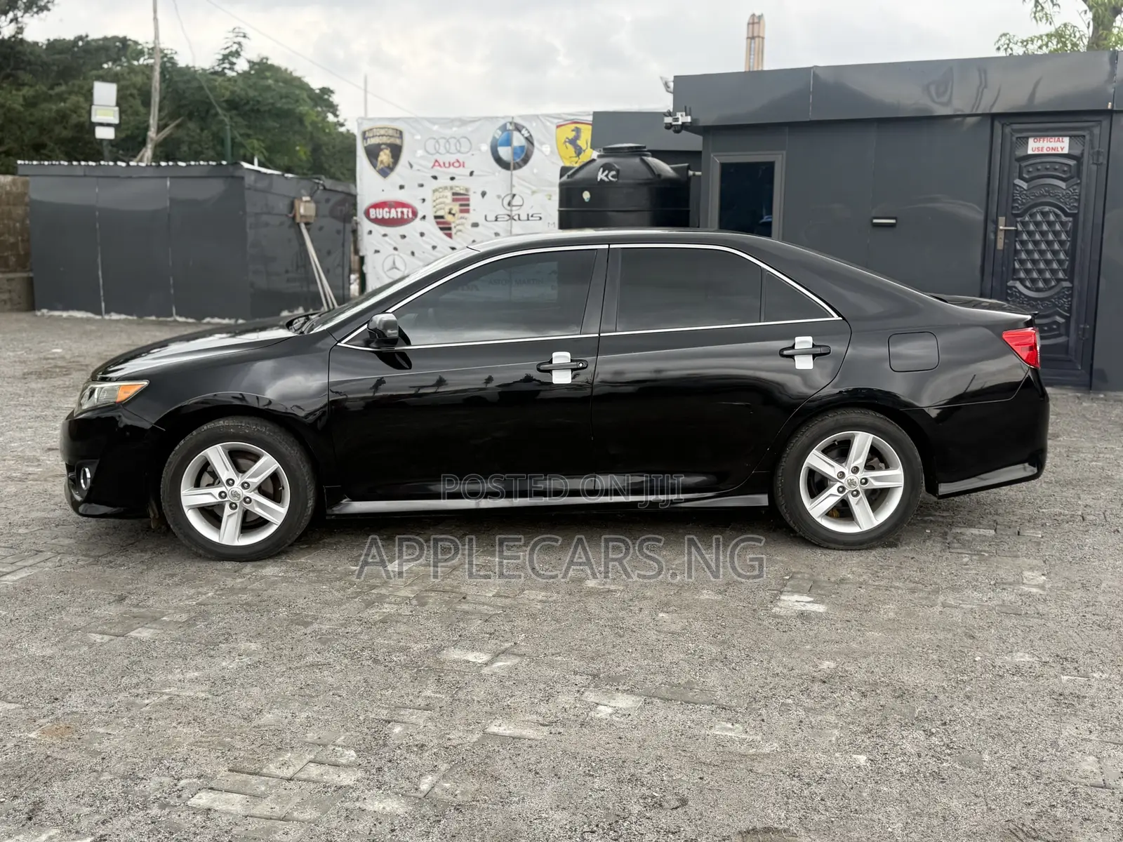 Toyota Camry SE 4dr Sedan (2.5L 4cyl 6A) 2014 Black