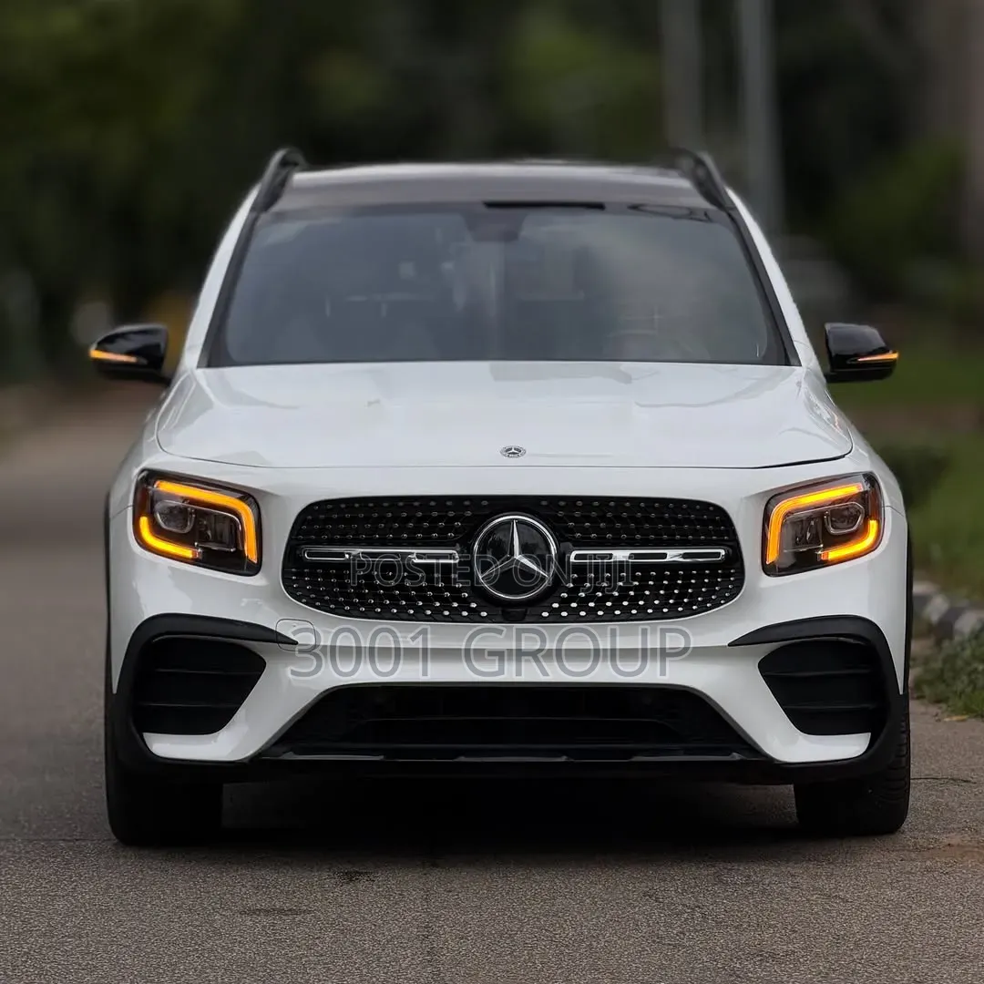Mercedes-Benz GLB-Class 2023 White