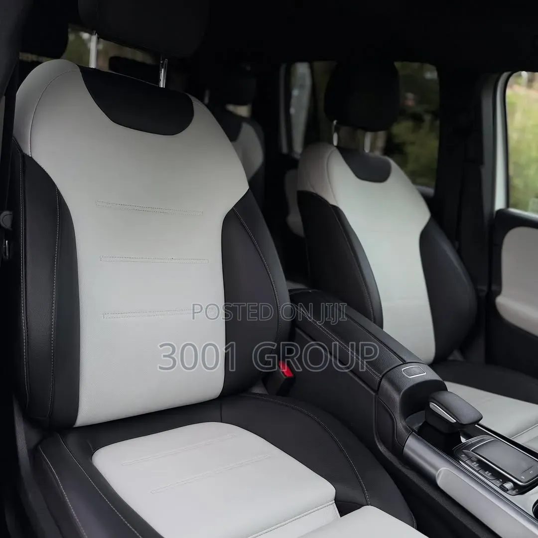Mercedes-Benz GLB-Class 2023 White