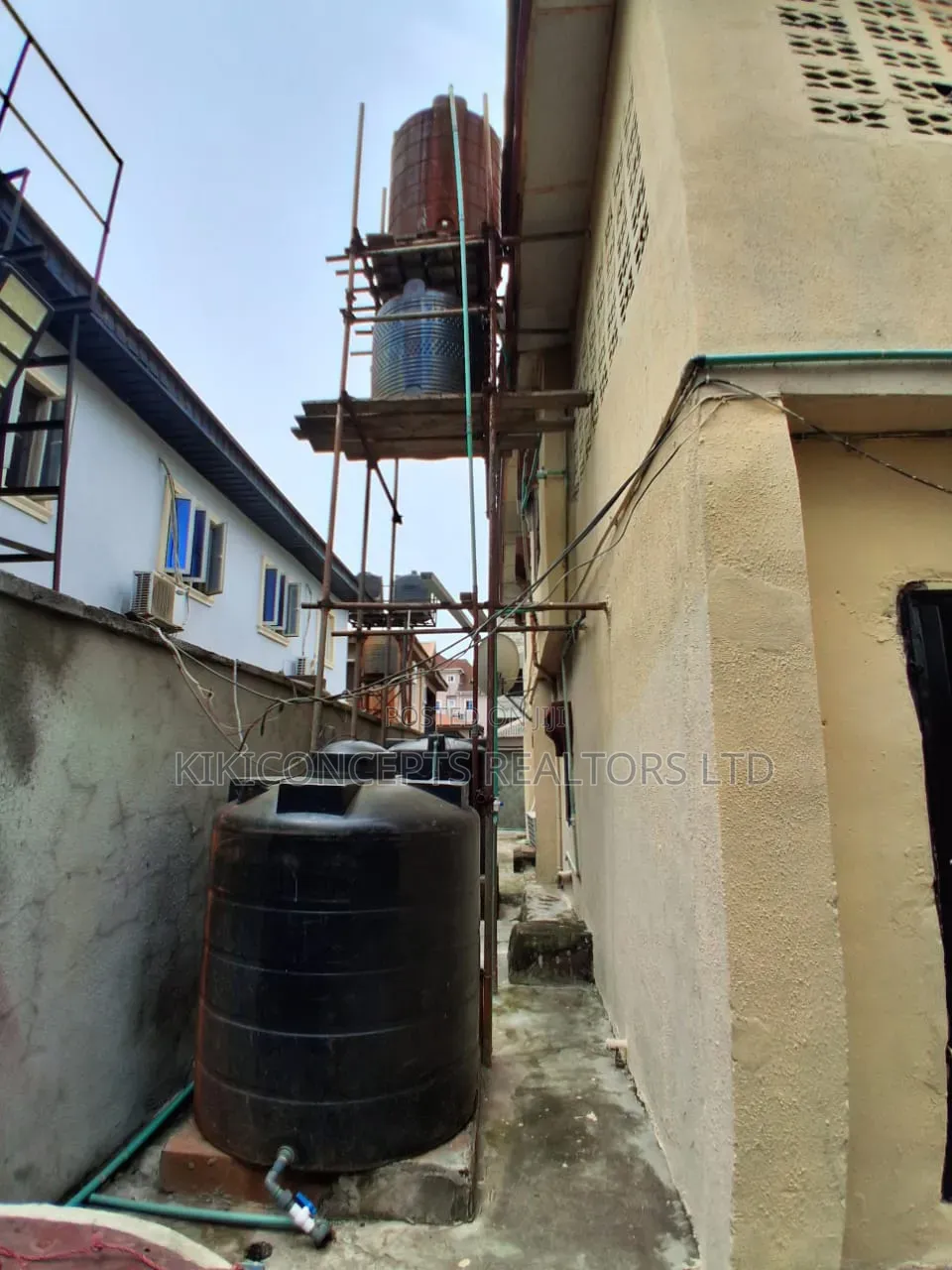 3bdrm Block of Flats in Liberty Estate, Festac for sale