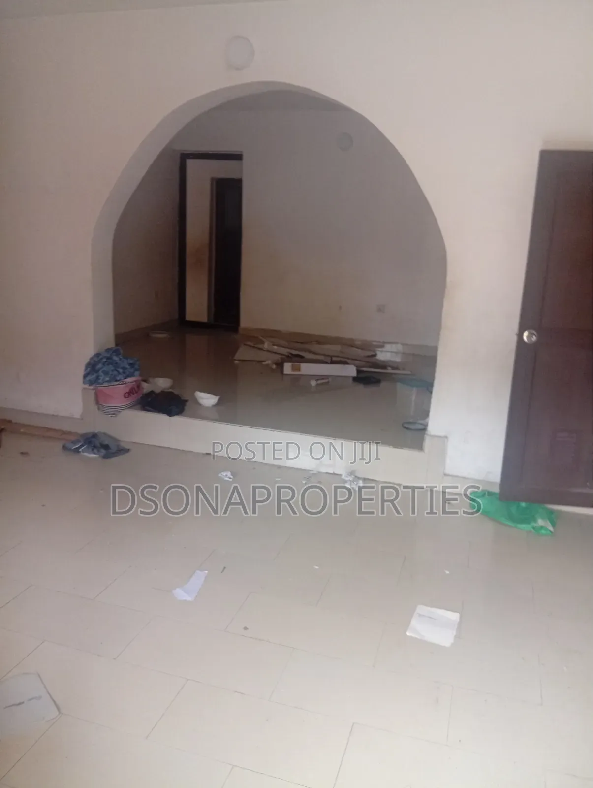 3bdrm Apartment in Philip Majekodunmi, New Oko Oba for rent