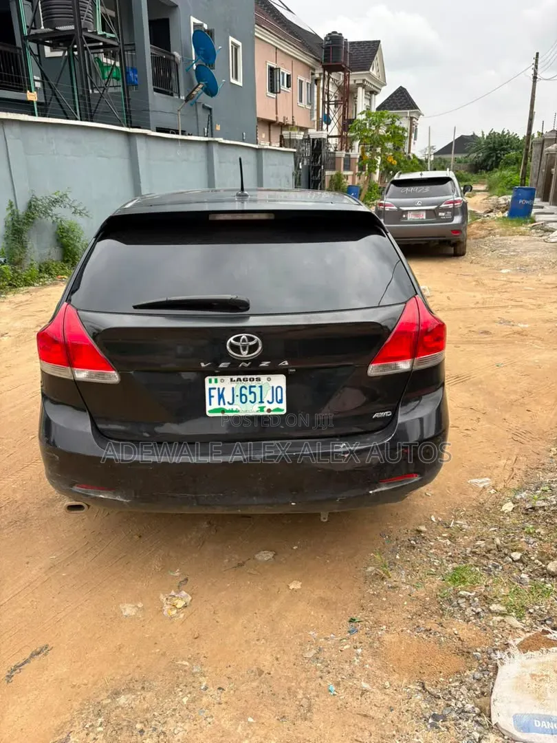 Toyota Venza 2012 Black