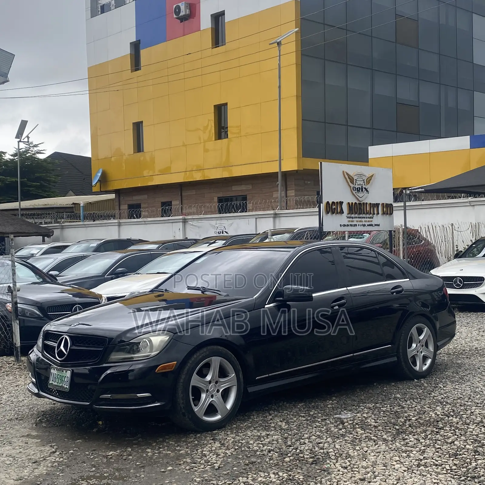 Mercedes-Benz C350 2012 Black
