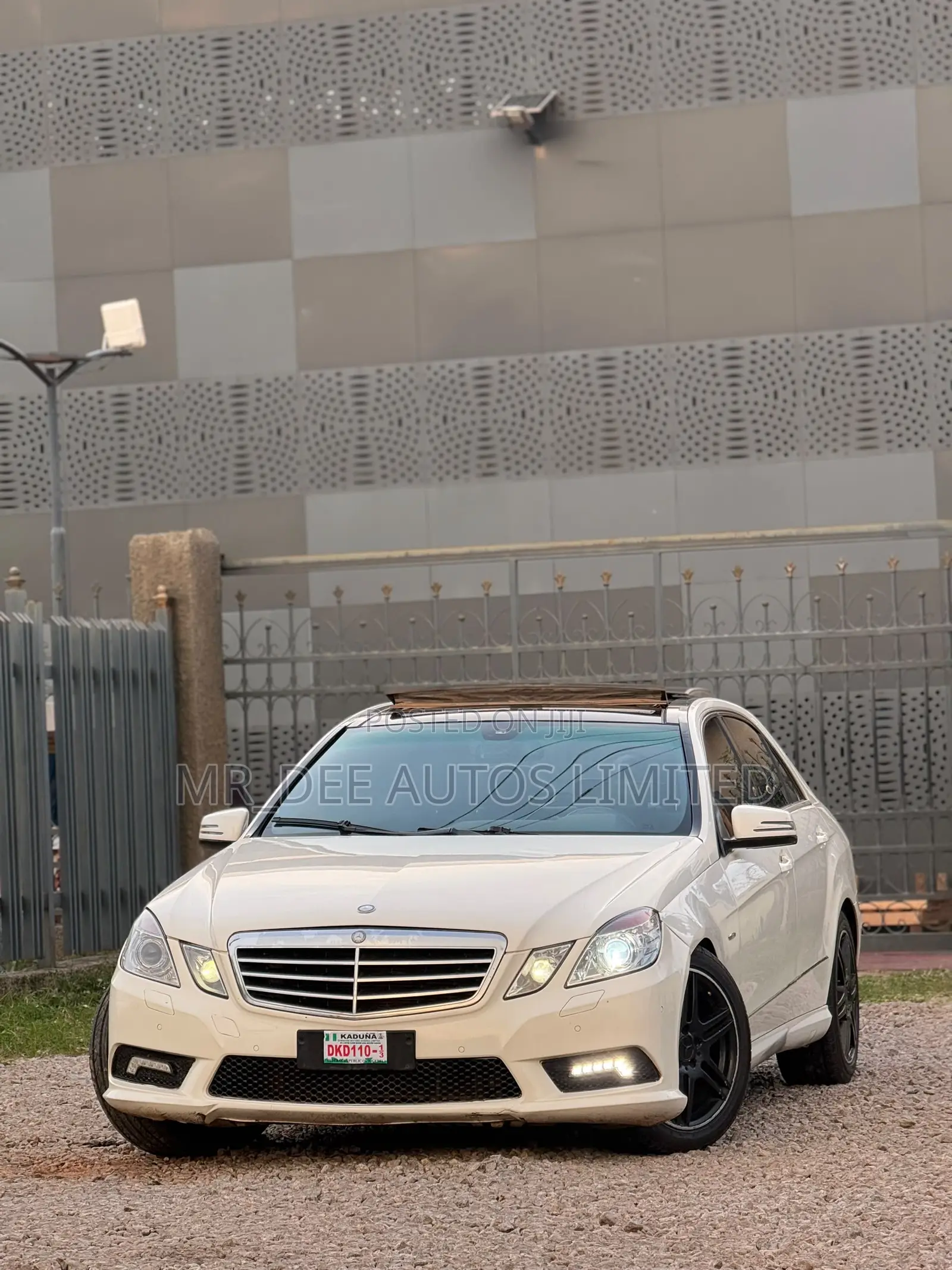 Mercedes-Benz E350 2011 White
