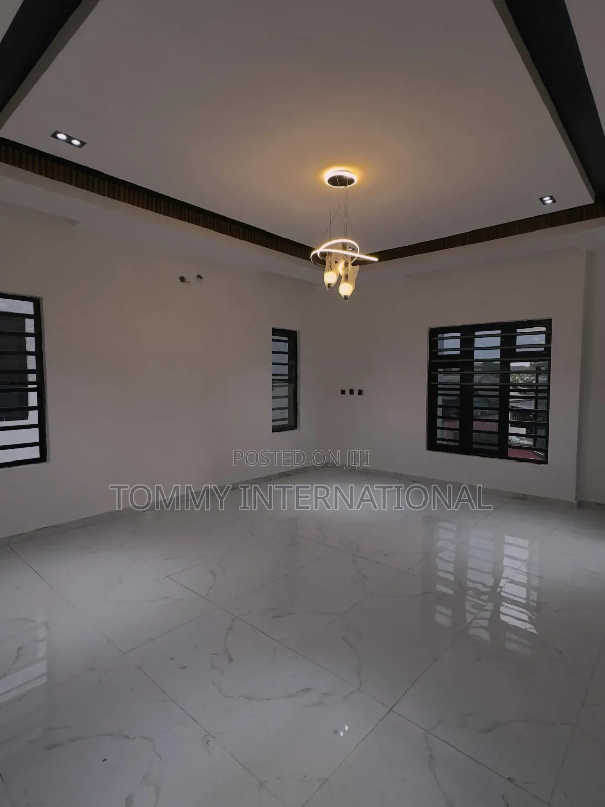 4bdrm Duplex in Akwaka Estate, Port-Harcourt for sale