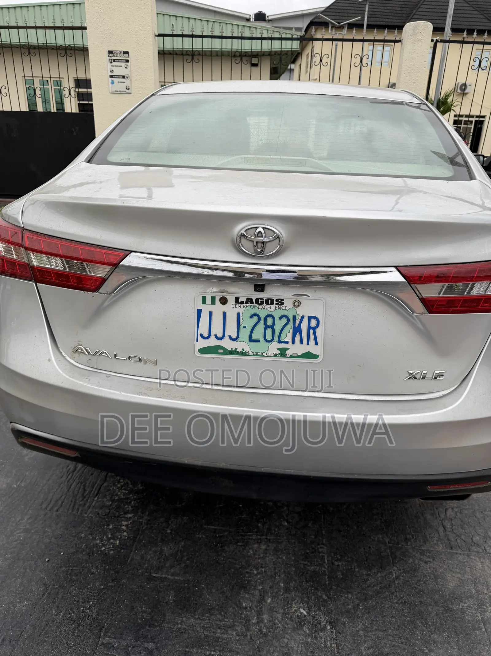 Toyota Avalon XLE Sedar FWD (3.5L 6cyl 6A) 2013 Silver