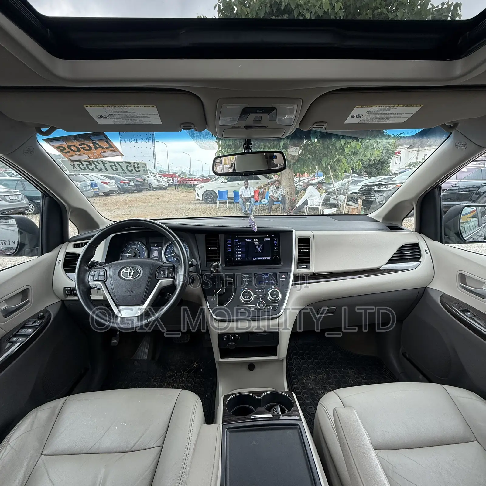 Toyota Sienna 2017 Black