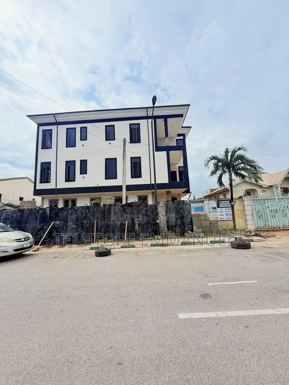 Furnished 7bdrm Duplex in GRA Phase 2 Shangisha for sale