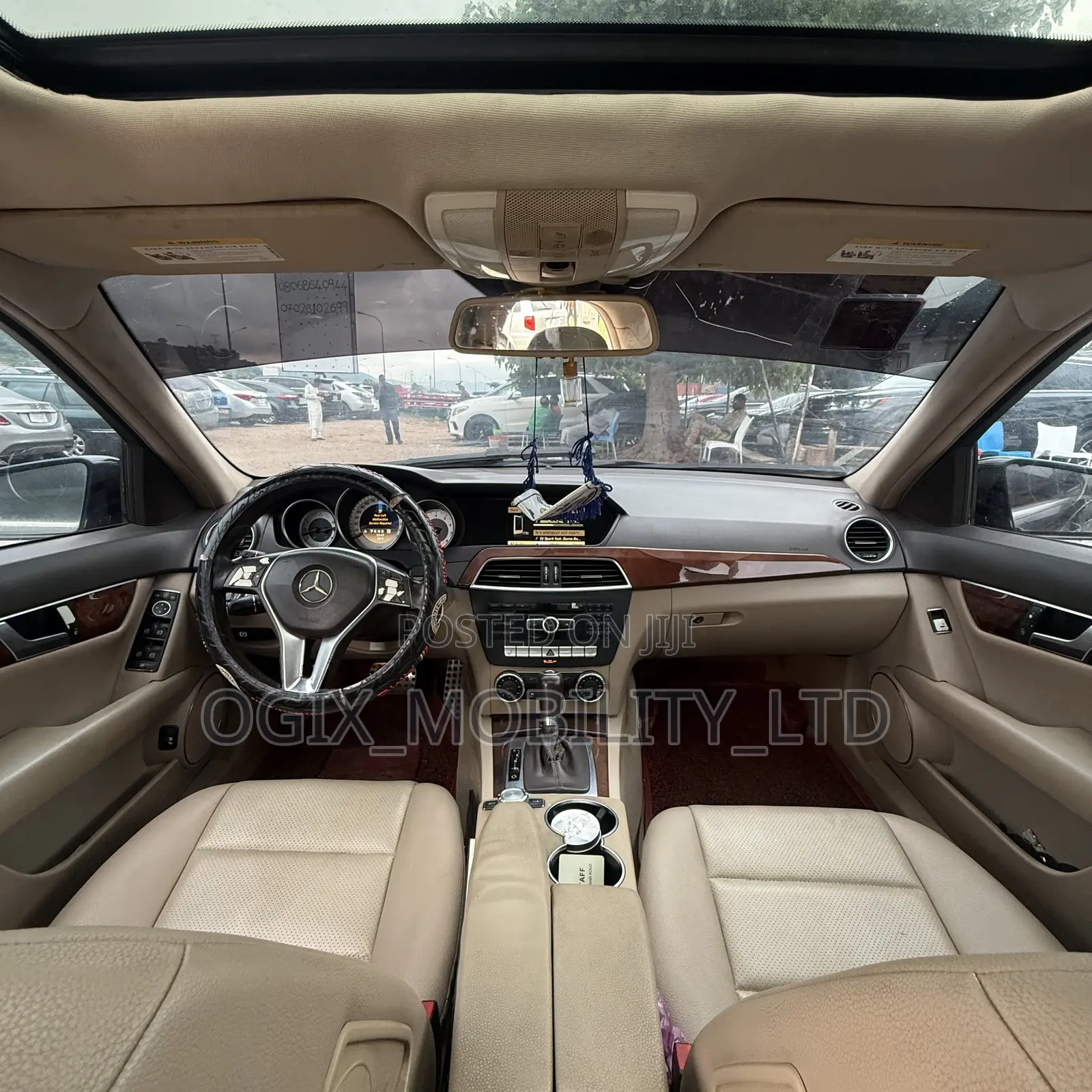 Mercedes-Benz C350 2012 Black