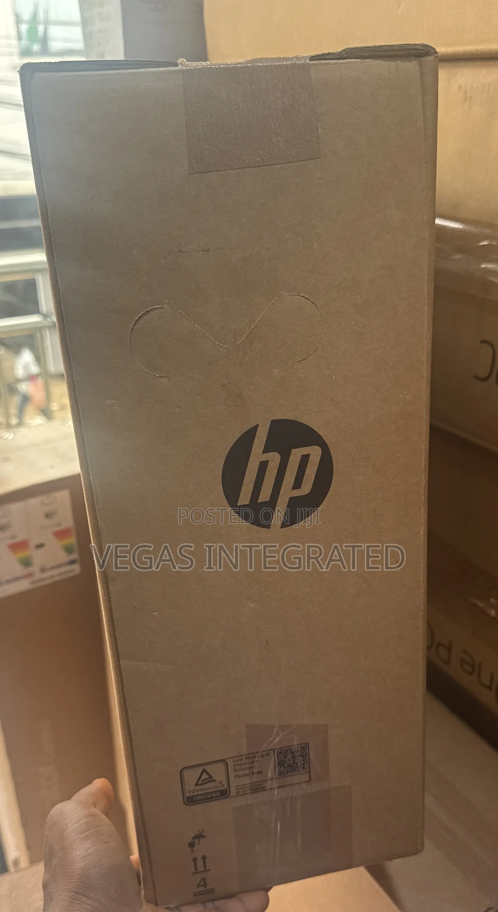 New Desktop Computer HP AiO 24 8GB Intel Core i7 SSD 512GB