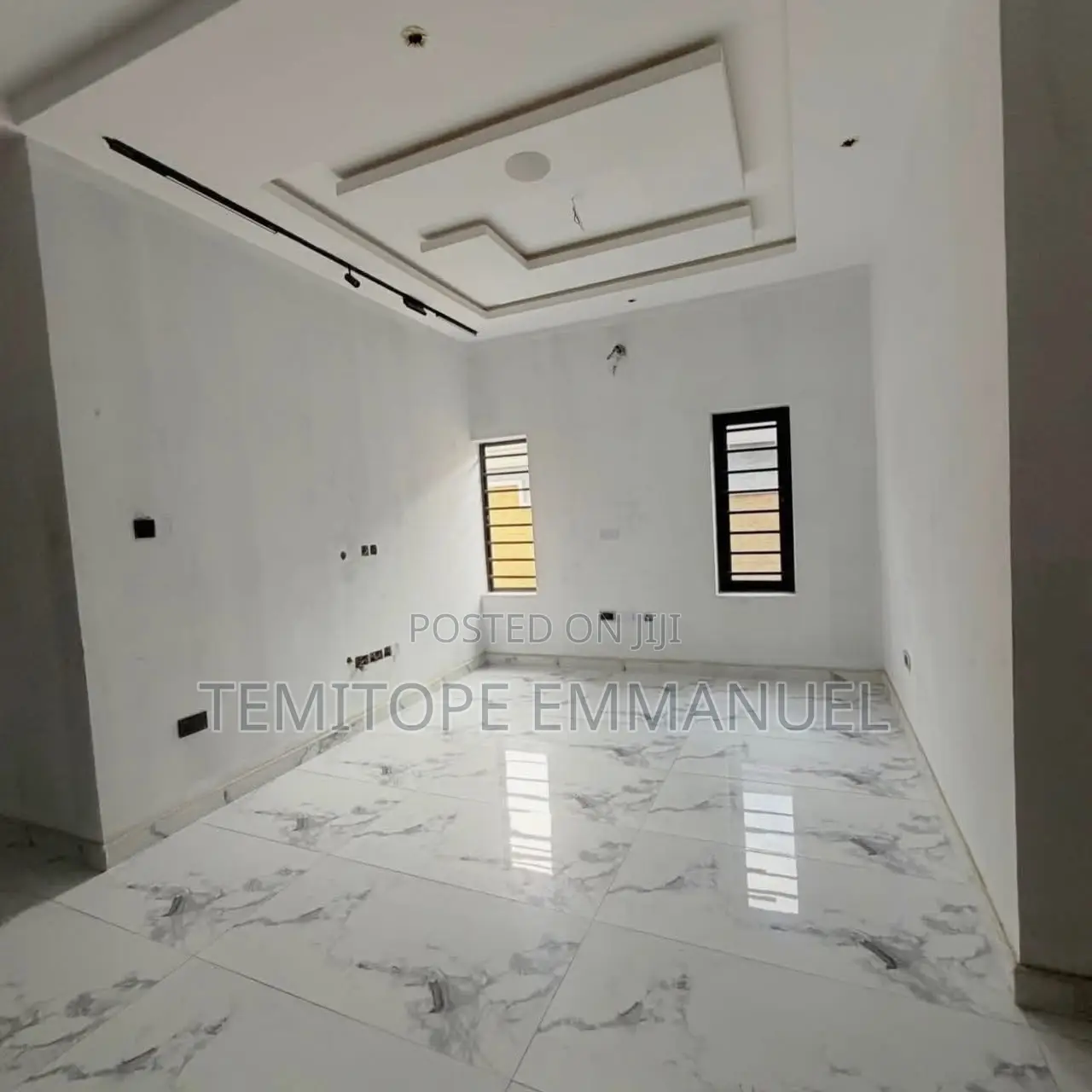 Furnished 5bdrm Duplex in Phase 2 for sale