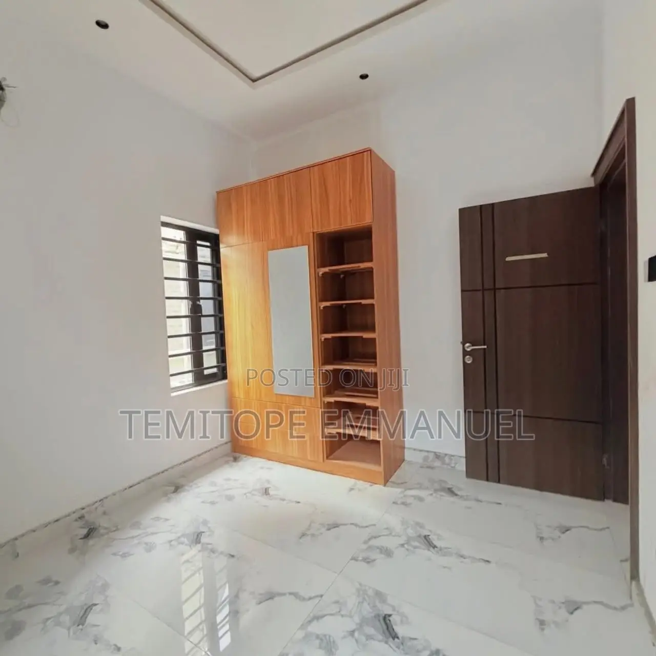 Furnished 5bdrm Duplex in Phase 2 for sale