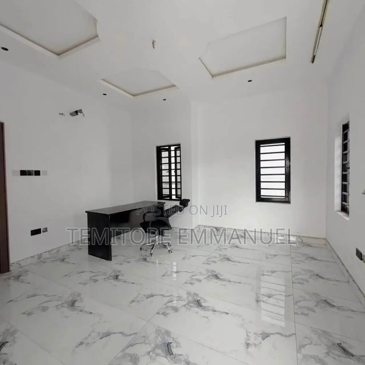 Furnished 5bdrm Duplex in Phase 2 for sale