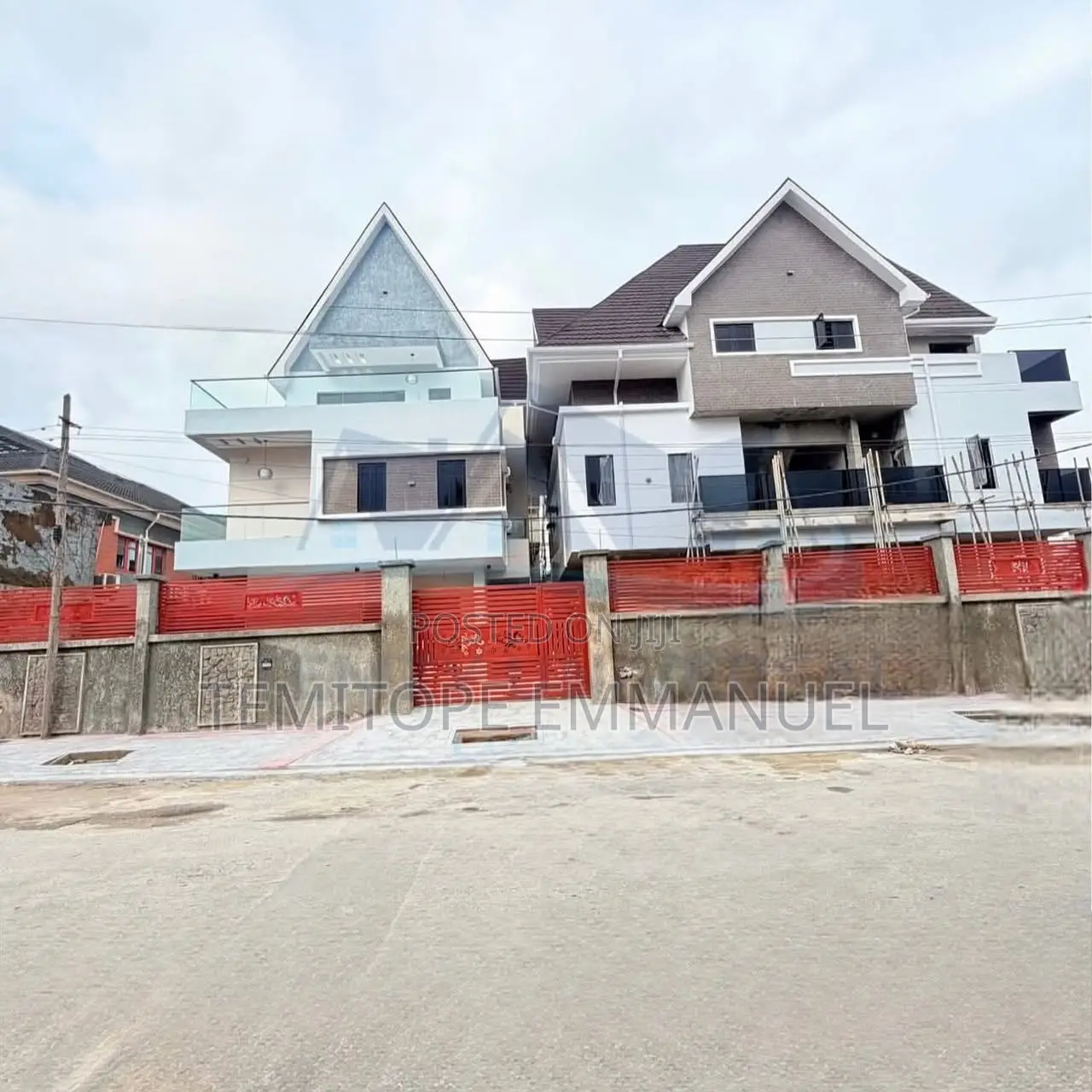 Furnished 5bdrm Duplex in Phase 2 for sale
