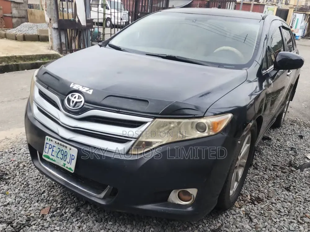 Toyota Venza AWD 2011 Black